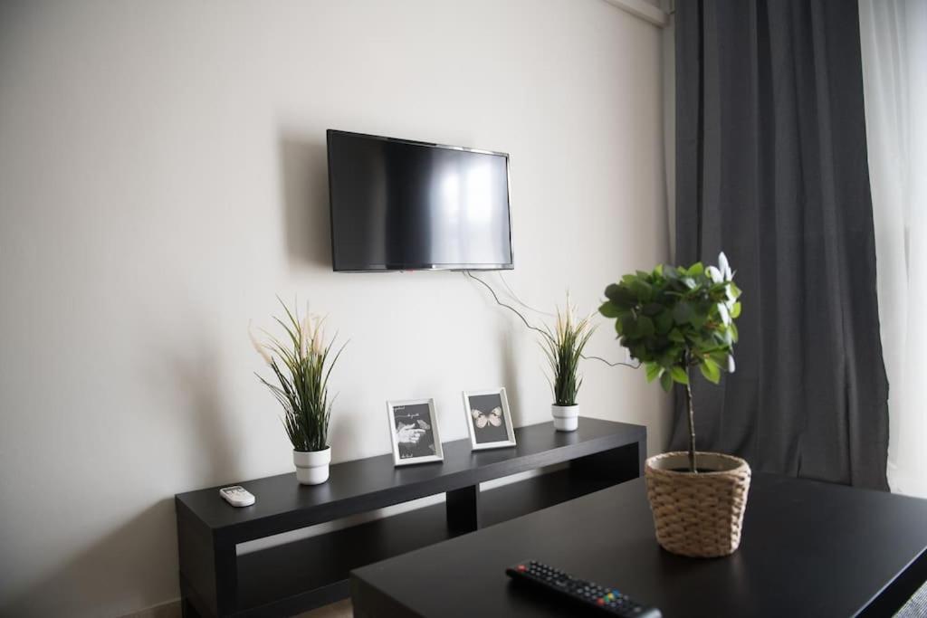 Markopoulosapartments Неа-Муданья Экстерьер фото